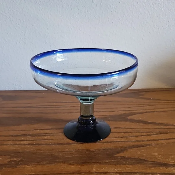 Oversized Hand Blown Margarita Glass/Bowl Cobalt Blue Rim Mexican Barware - Picture 1 of 3